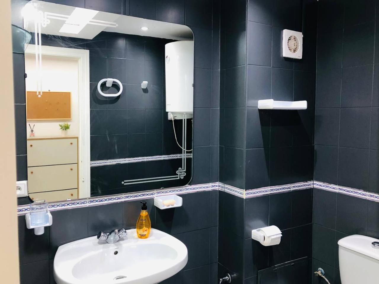 Appartement A Malabata En Face Centre Commercial Megarama & La Gare De Tgv M2 แทนเจียร์ ภายนอก รูปภาพ