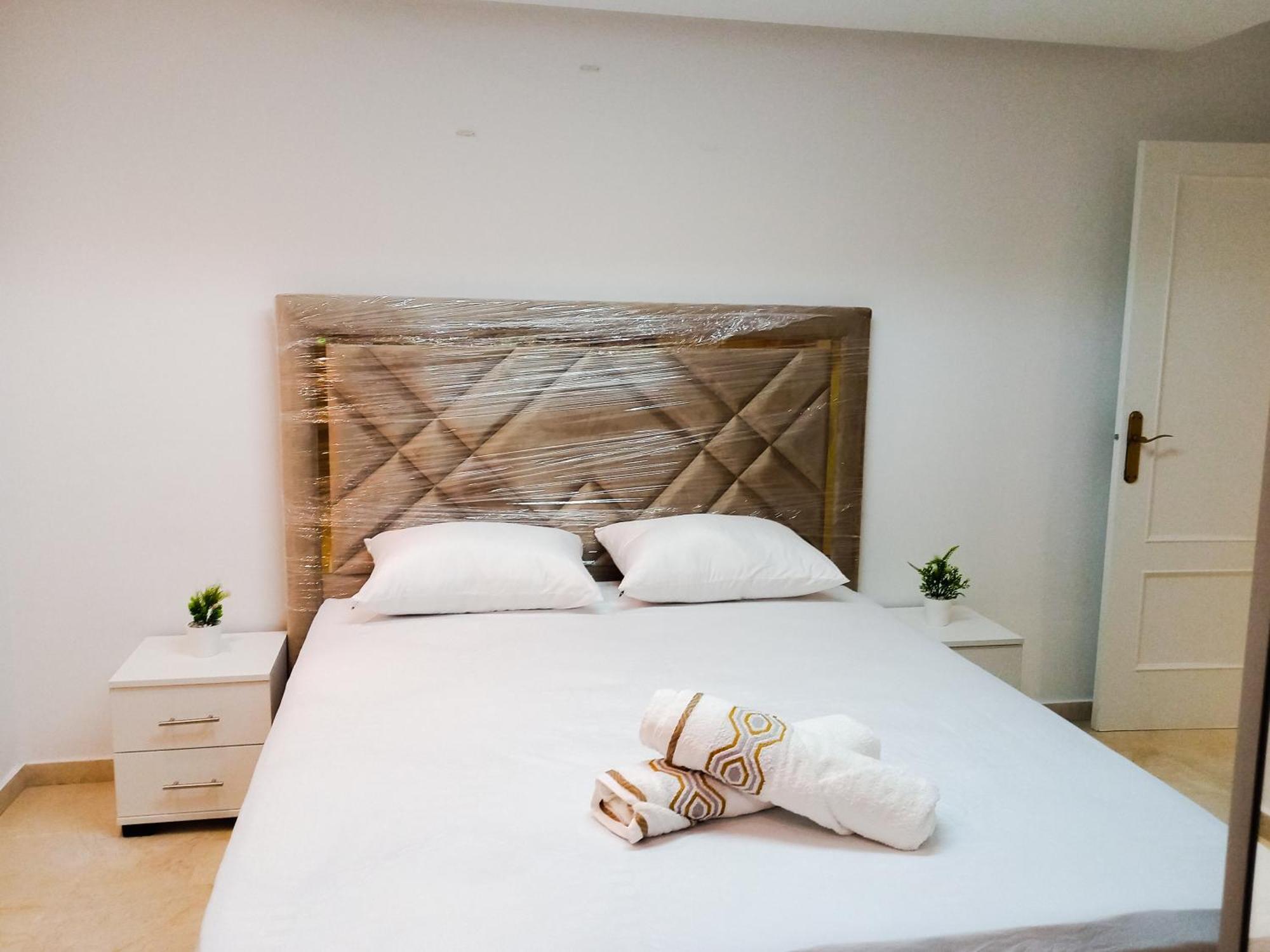 Appartement A Malabata En Face Centre Commercial Megarama & La Gare De Tgv M2 แทนเจียร์ ภายนอก รูปภาพ